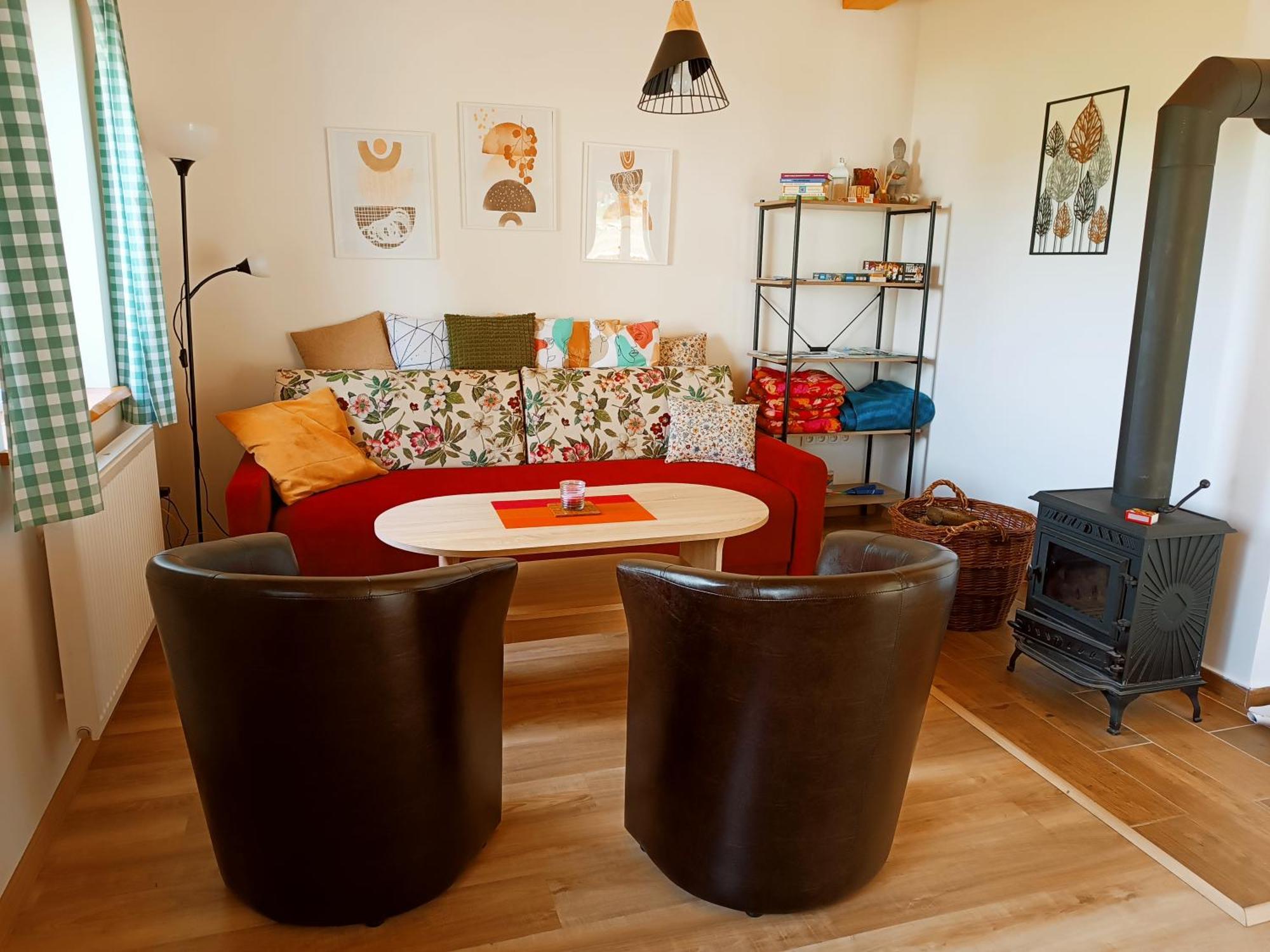 Klidna Lokalita Na Kraji Lesa, Cely Dum S Uschovnu Kol Villa Nova Bystrice Luaran gambar