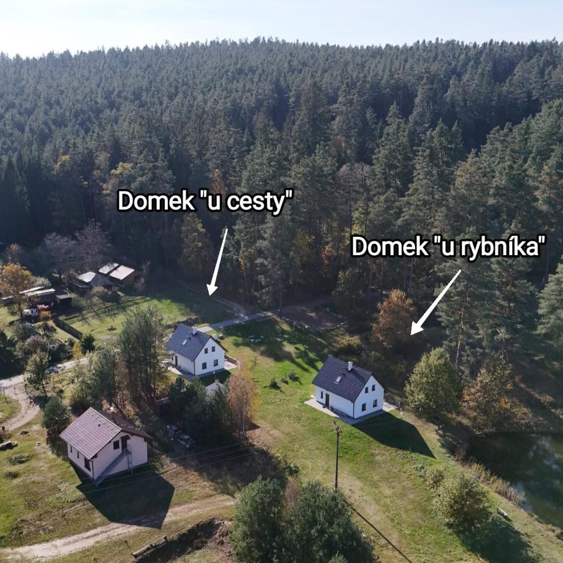 Klidna Lokalita Na Kraji Lesa, Cely Dum S Uschovnu Kol Villa Nova Bystrice Luaran gambar